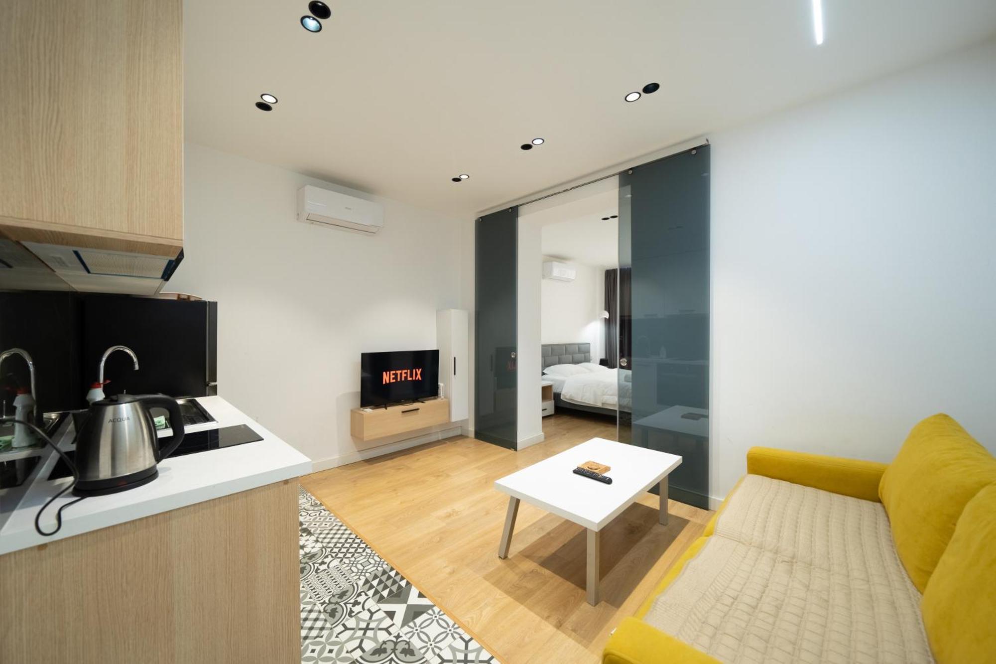 Cosy Urban Central Apartment ติรานา ภายนอก รูปภาพ